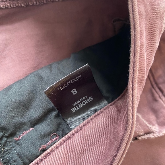 Express short shorts - Picture 2 of 3